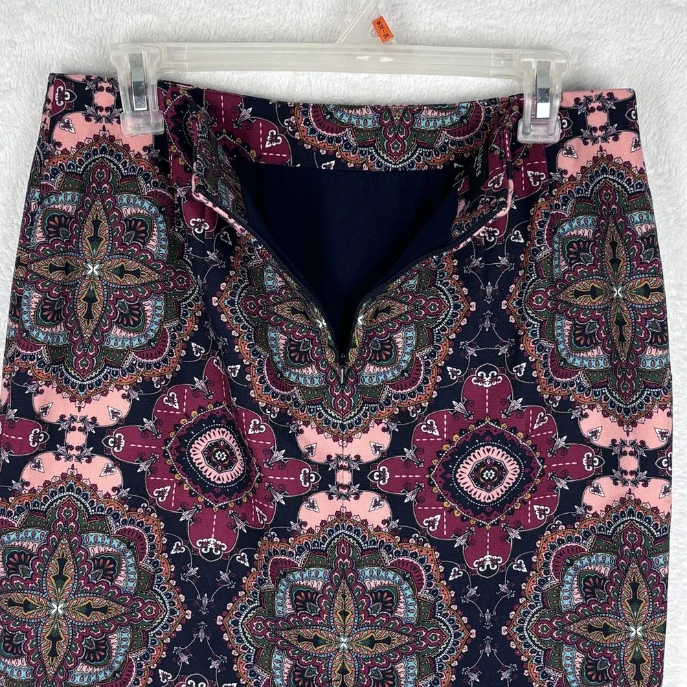TALBOTS Women's Pink/Black/Red Geometric Knee Length Lined Skirt Size 6P‎